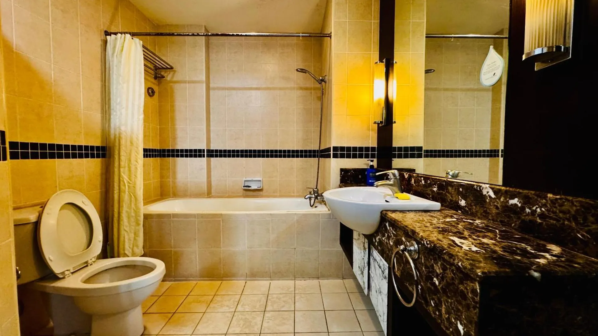 Apartment 10 Seri Bukit Ceylon 5 Minutes To Alor Street Bukit Bintang Klcc Pavilion 2R2B 8 Pax Kuala Lumpur